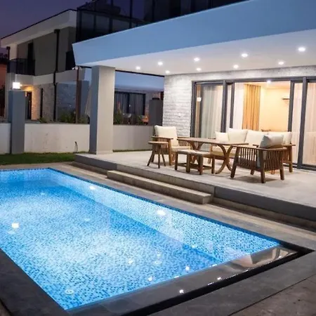 Amy Villa Antalya